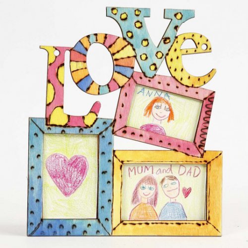 Rám dřevěný s nápisem LOVE 19,7 x 16 cm - K.JPG