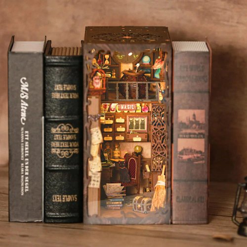 Book Nook sada - Kouzelný lékárník - SZ05_05.jpg