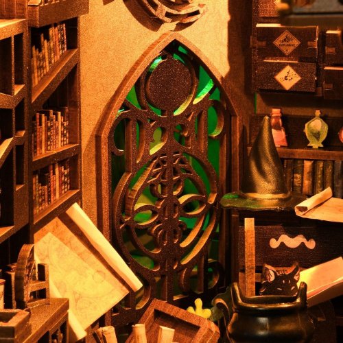 Book Nook sada - Čarodějův dům - SL05-07.jpg